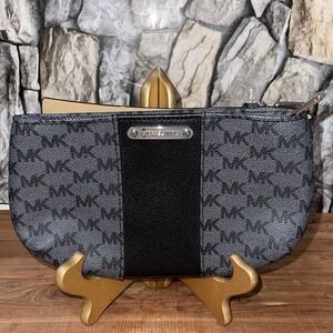 Michael Kors Women's L/XL Black/Grey Jet Set Fanny Pack Belt Bag Sling Bag